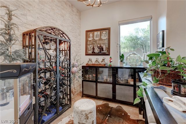 2412 Chateau Napoleon Drive, Henderson, NV 89044