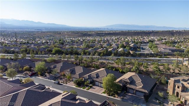 2412 Chateau Napoleon Drive, Henderson, NV 89044