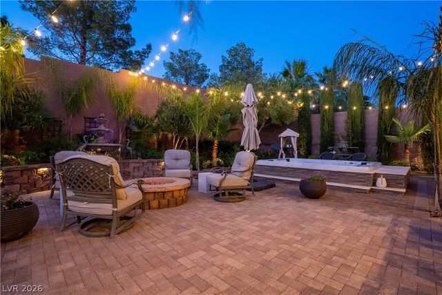 2412 Chateau Napoleon Drive, Henderson, NV 89044