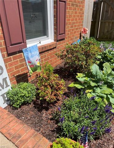 417 Rennie CT, Virginia Beach, VA 23454