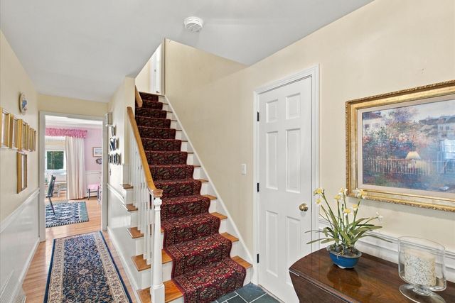 8 Loch Rannoch Way, Yarmouth Port, MA 02675