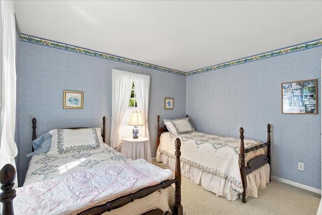 8 Loch Rannoch Way, Yarmouth Port, MA 02675