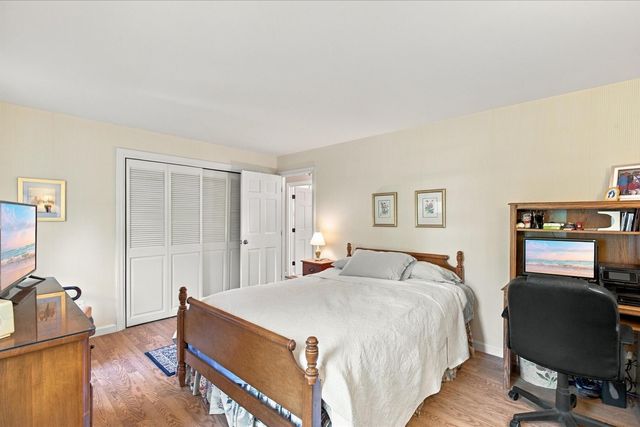 8 Loch Rannoch Way, Yarmouth Port, MA 02675