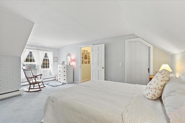 8 Loch Rannoch Way, Yarmouth Port, MA 02675
