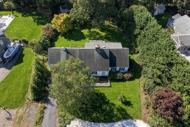 8 Loch Rannoch Way, Yarmouth Port, MA 02675