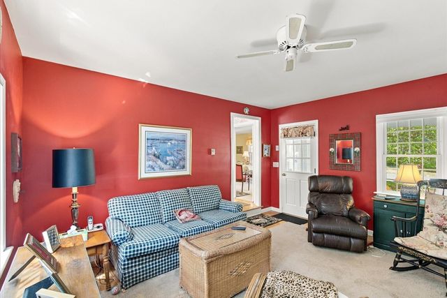 8 Loch Rannoch Way, Yarmouth Port, MA 02675