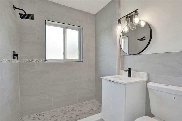 811 Finley Ct, Hollywood, FL 33020