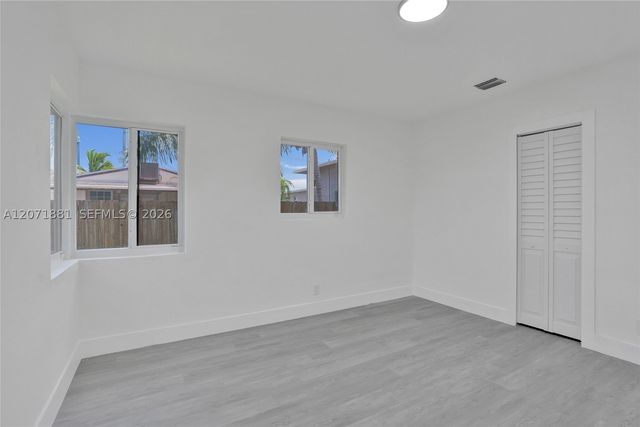 811 Finley Ct, Hollywood, FL 33020