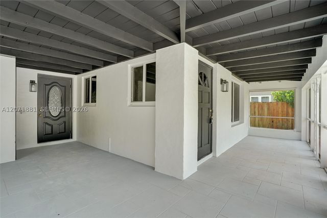811 Finley Ct, Hollywood, FL 33020