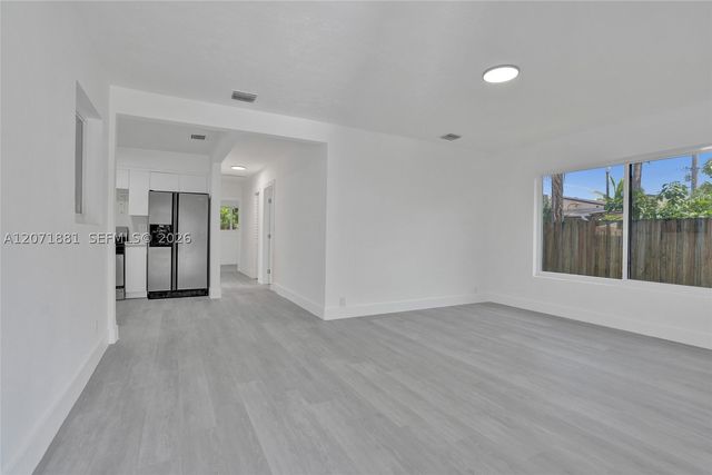 811 Finley Ct, Hollywood, FL 33020