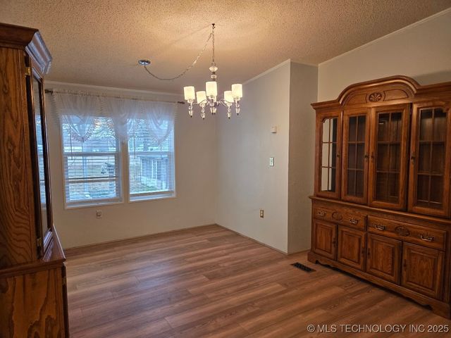 420828 E 1143 Road, Eufaula, OK 74432