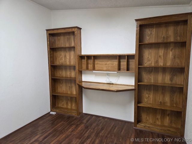 420828 E 1143 Road, Eufaula, OK 74432