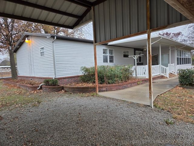 420828 E 1143 Road, Eufaula, OK 74432