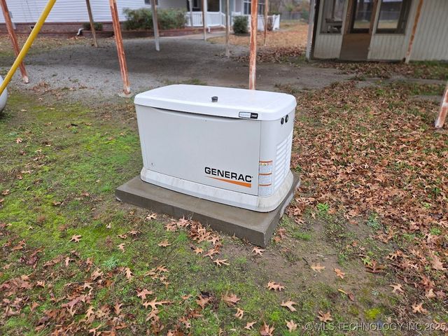 420828 E 1143 Road, Eufaula, OK 74432