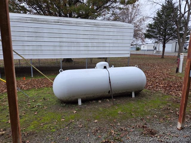 420828 E 1143 Road, Eufaula, OK 74432