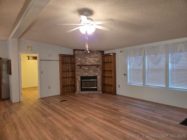 420828 E 1143 Road, Eufaula, OK 74432