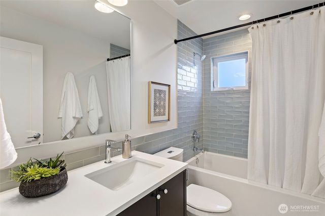 9309 132nd Avenue NE, Kirkland, WA 98033