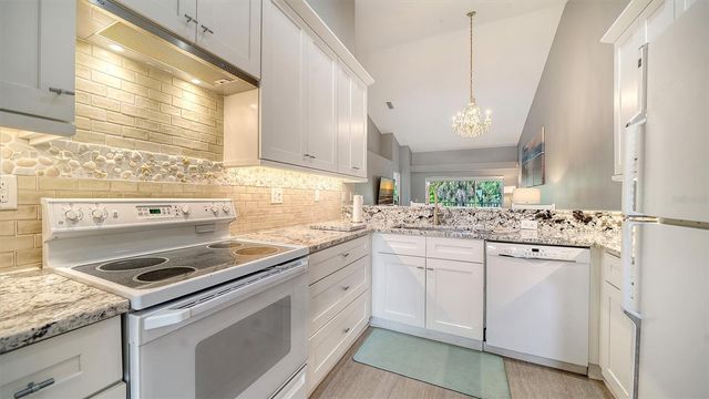 4640 TOWER HILL LANE 2325, Sarasota, FL 34238