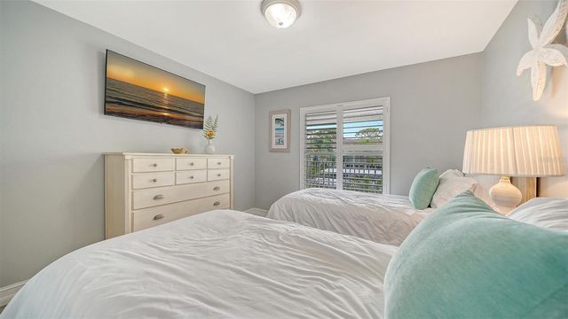 4640 TOWER HILL LANE 2325, Sarasota, FL 34238