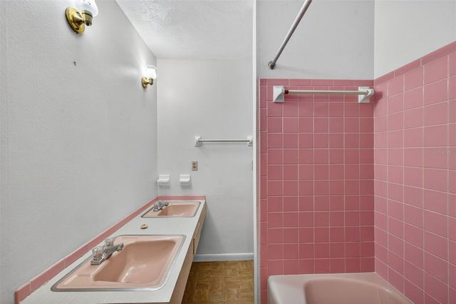 2603 W KIRBY STREET, Tampa, FL 33614