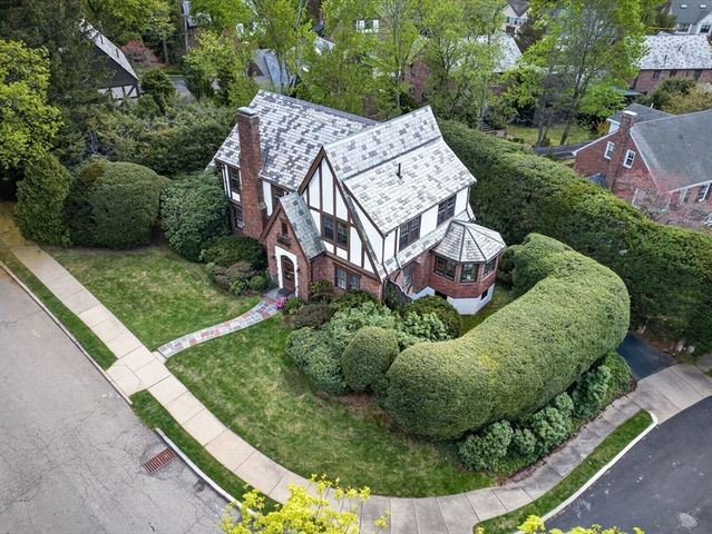 16 Lancaster Rd, Newton, MA 02458