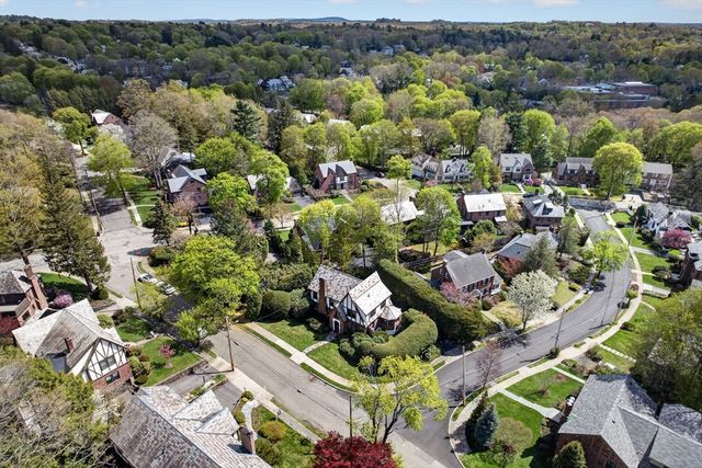 16 Lancaster Rd, Newton, MA 02458