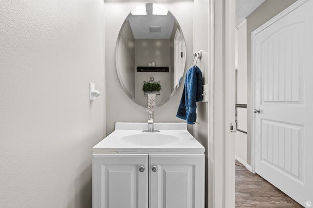 8042 N CLEARWATER RD, Eagle Mountain, UT 84005