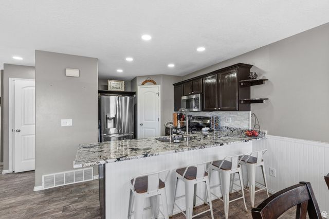 8042 N CLEARWATER RD, Eagle Mountain, UT 84005