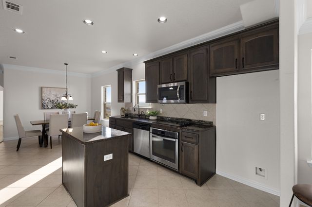 186 County Road 4430, Rhome, TX 76078