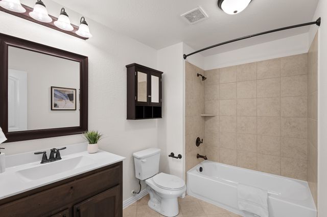 186 County Road 4430, Rhome, TX 76078