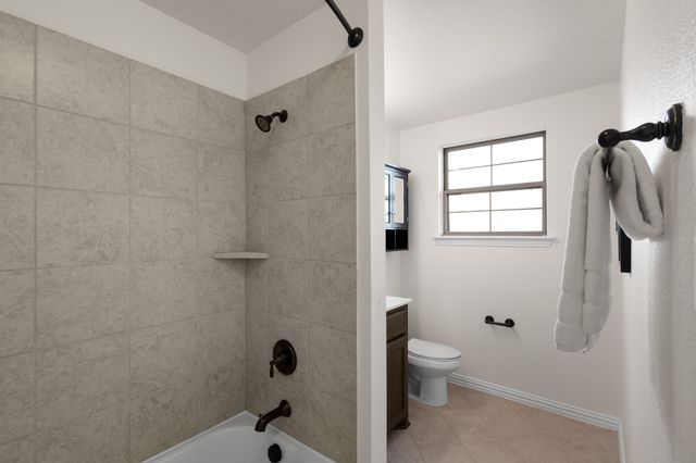 186 County Road 4430, Rhome, TX 76078