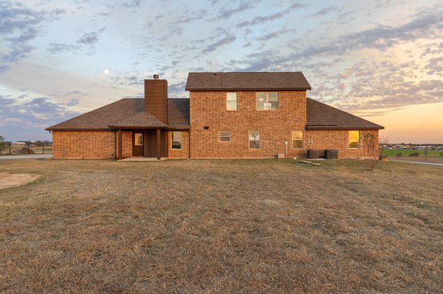186 County Road 4430, Rhome, TX 76078