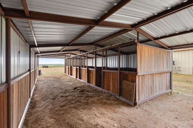 186 County Road 4430, Rhome, TX 76078