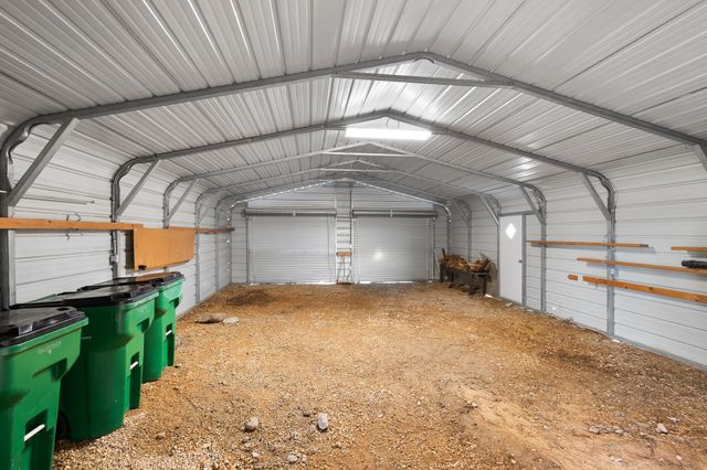 186 County Road 4430, Rhome, TX 76078