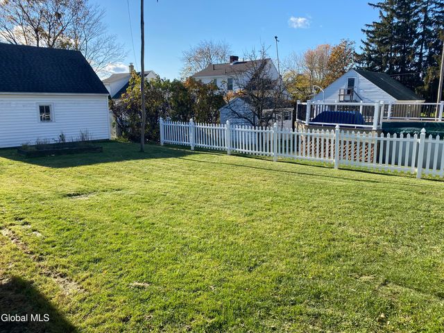 38 Edson Street, Amsterdam, NY 12010