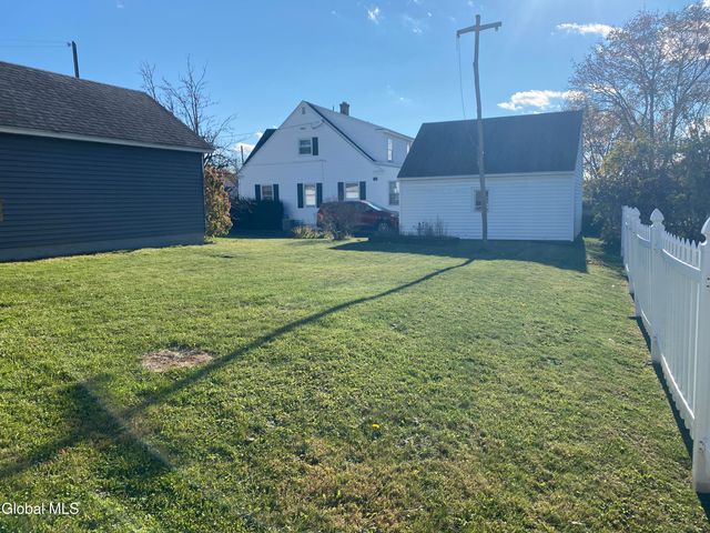 38 Edson Street, Amsterdam, NY 12010