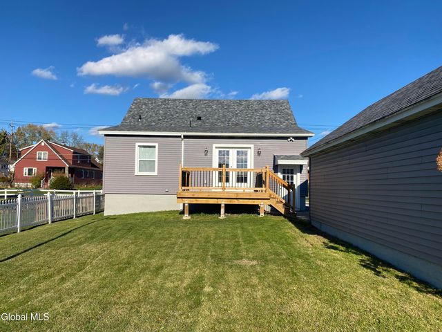 38 Edson Street, Amsterdam, NY 12010