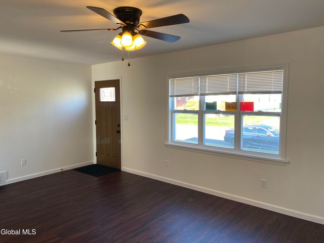 38 Edson Street, Amsterdam, NY 12010