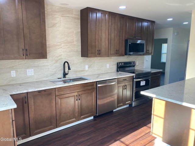 38 Edson Street, Amsterdam, NY 12010