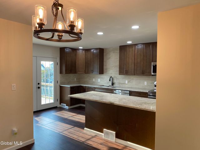 38 Edson Street, Amsterdam, NY 12010