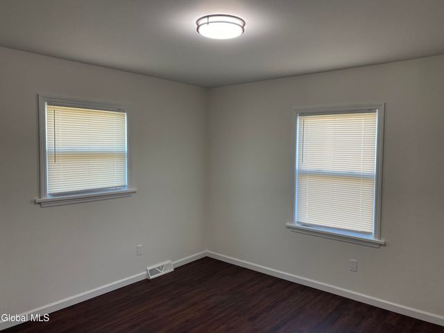 38 Edson Street, Amsterdam, NY 12010