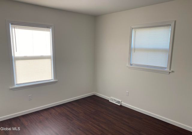 38 Edson Street, Amsterdam, NY 12010