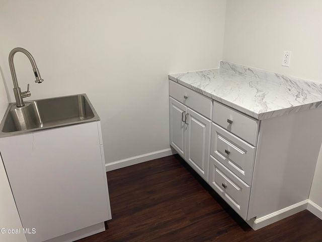 38 Edson Street, Amsterdam, NY 12010