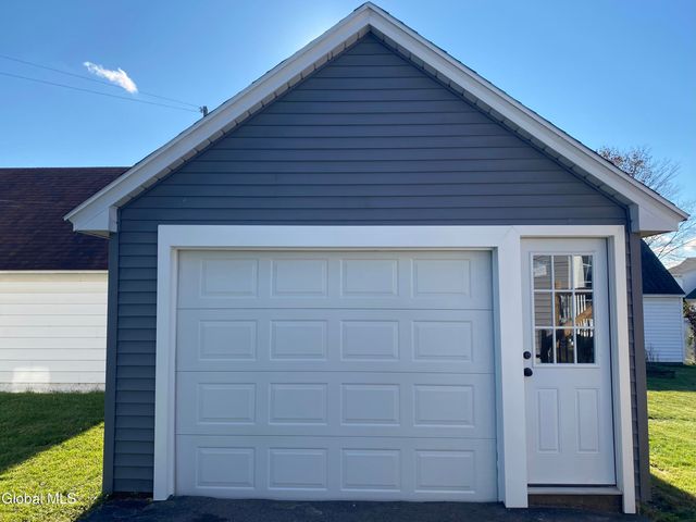 38 Edson Street, Amsterdam, NY 12010