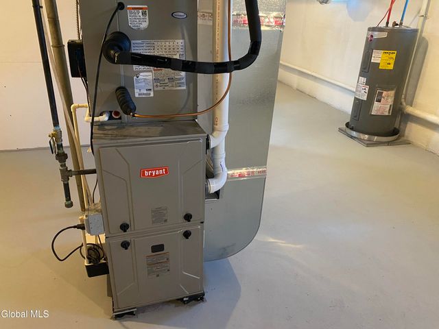 38 Edson Street, Amsterdam, NY 12010