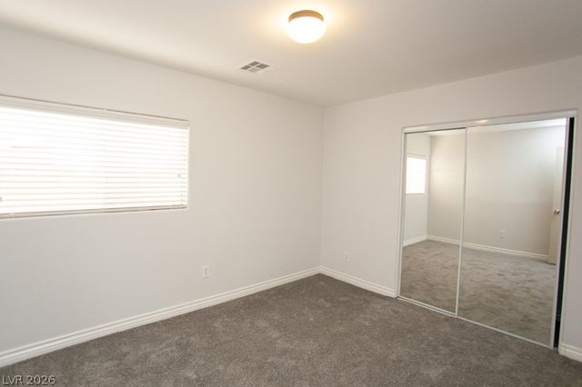 6525 Cedar Waxwing Street, North Las Vegas, NV 89084