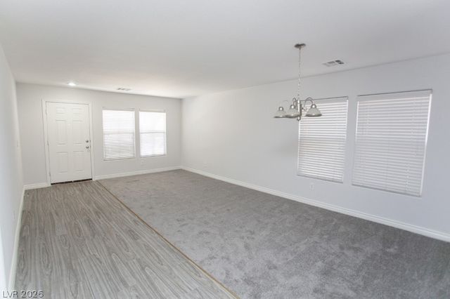 6525 Cedar Waxwing Street, North Las Vegas, NV 89084