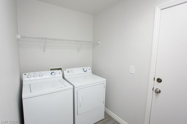 6525 Cedar Waxwing Street, North Las Vegas, NV 89084