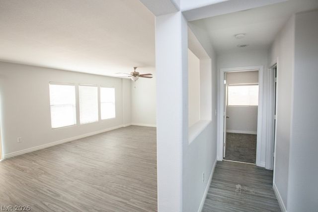 6525 Cedar Waxwing Street, North Las Vegas, NV 89084