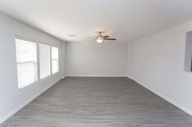 6525 Cedar Waxwing Street, North Las Vegas, NV 89084